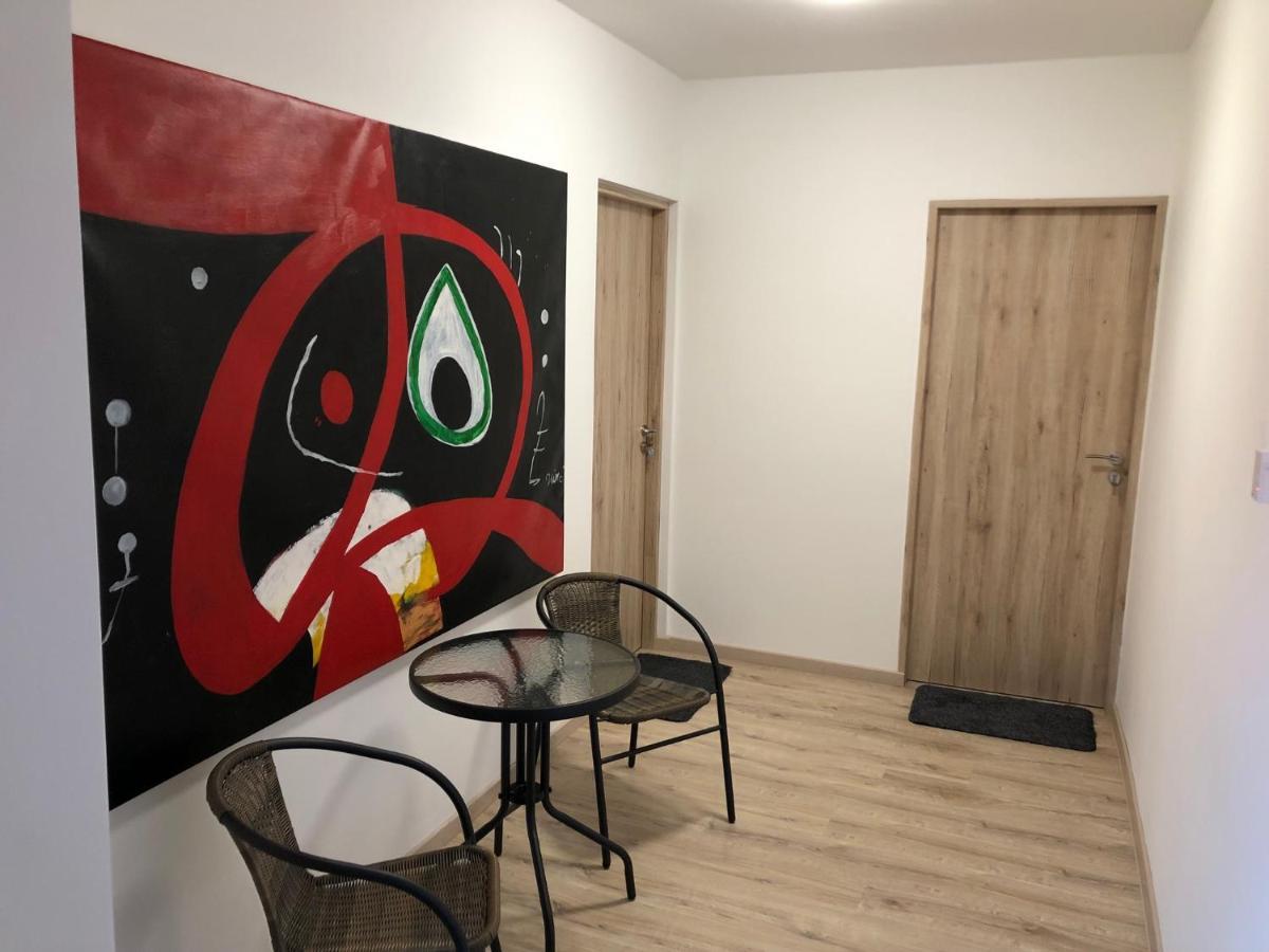 Pupos Apartman زيغليجيت المظهر الخارجي الصورة